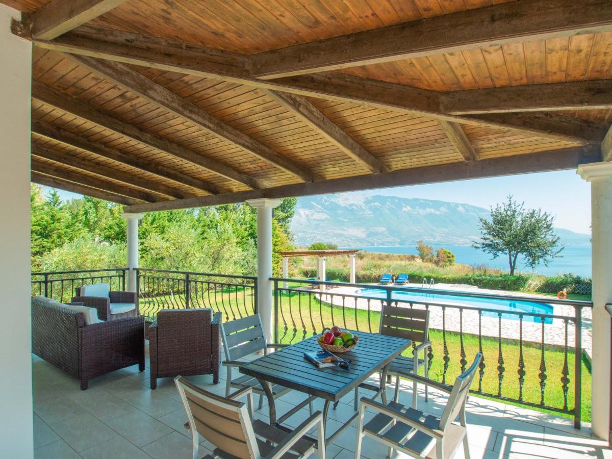 Villa Neptune Livathos  Exterior foto